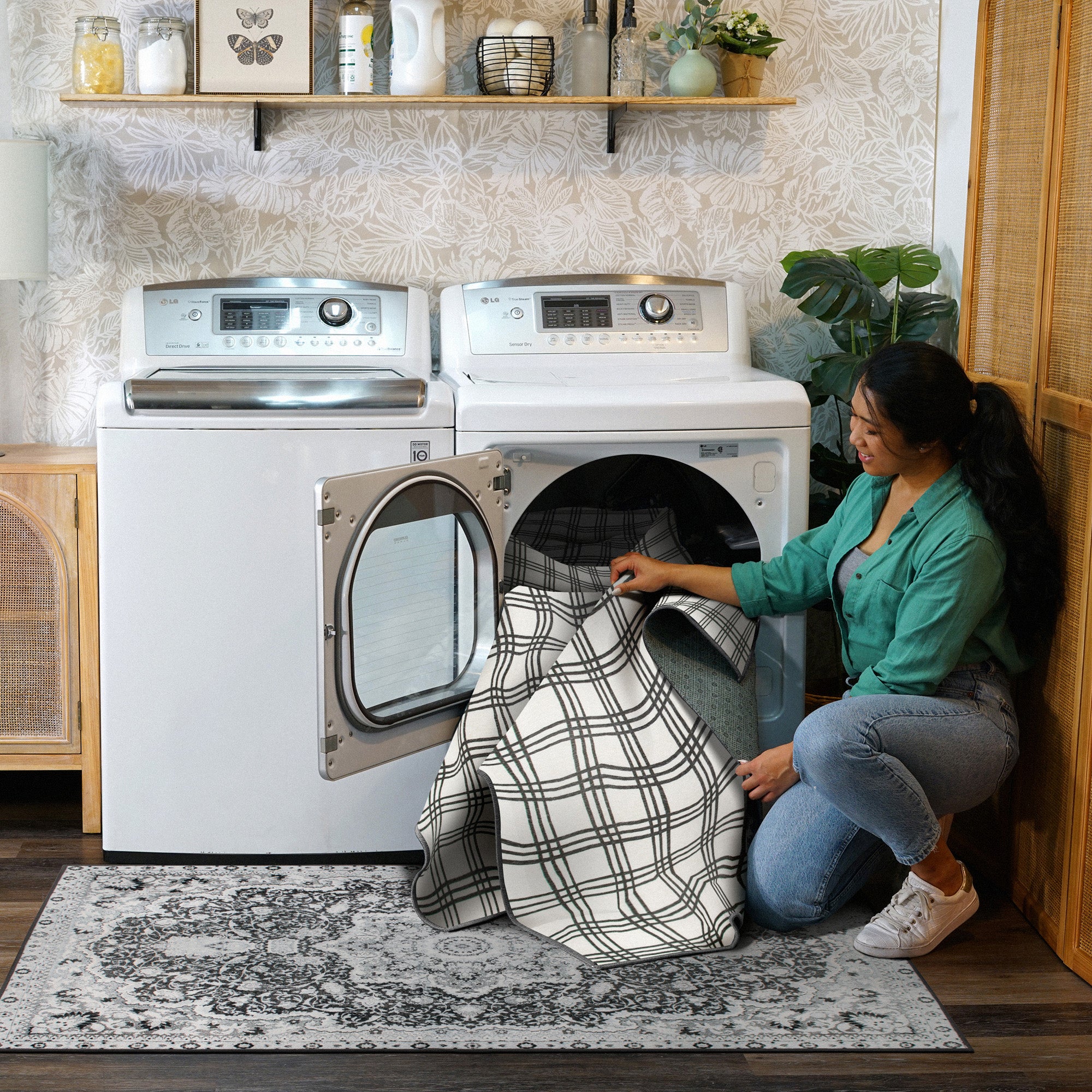 Plaid Black and Cream Washable Rug