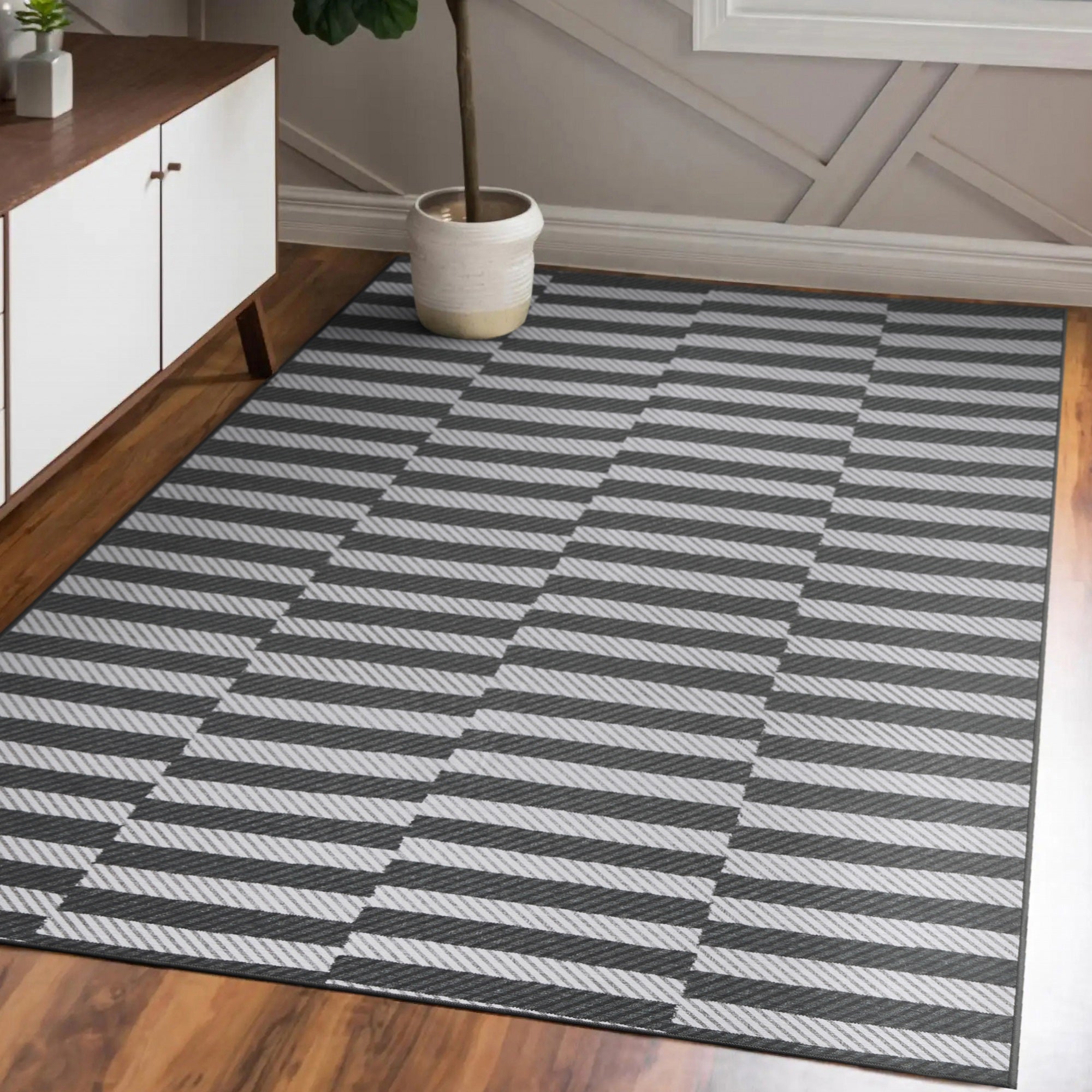 Tratti Offset Stripe Black Dining Room Washable Rug
