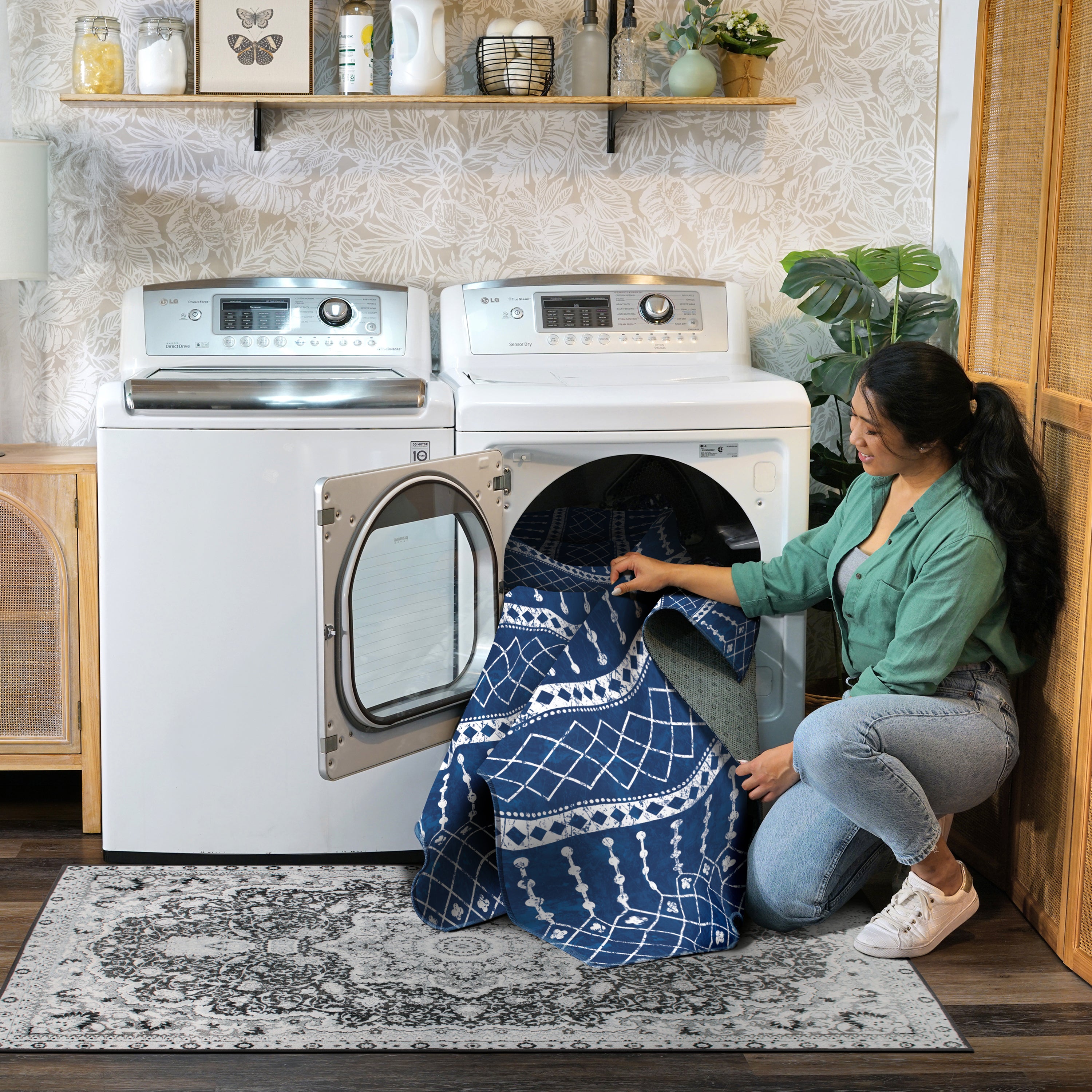 Amelia Moroccan Blue White Machine Washable Rug