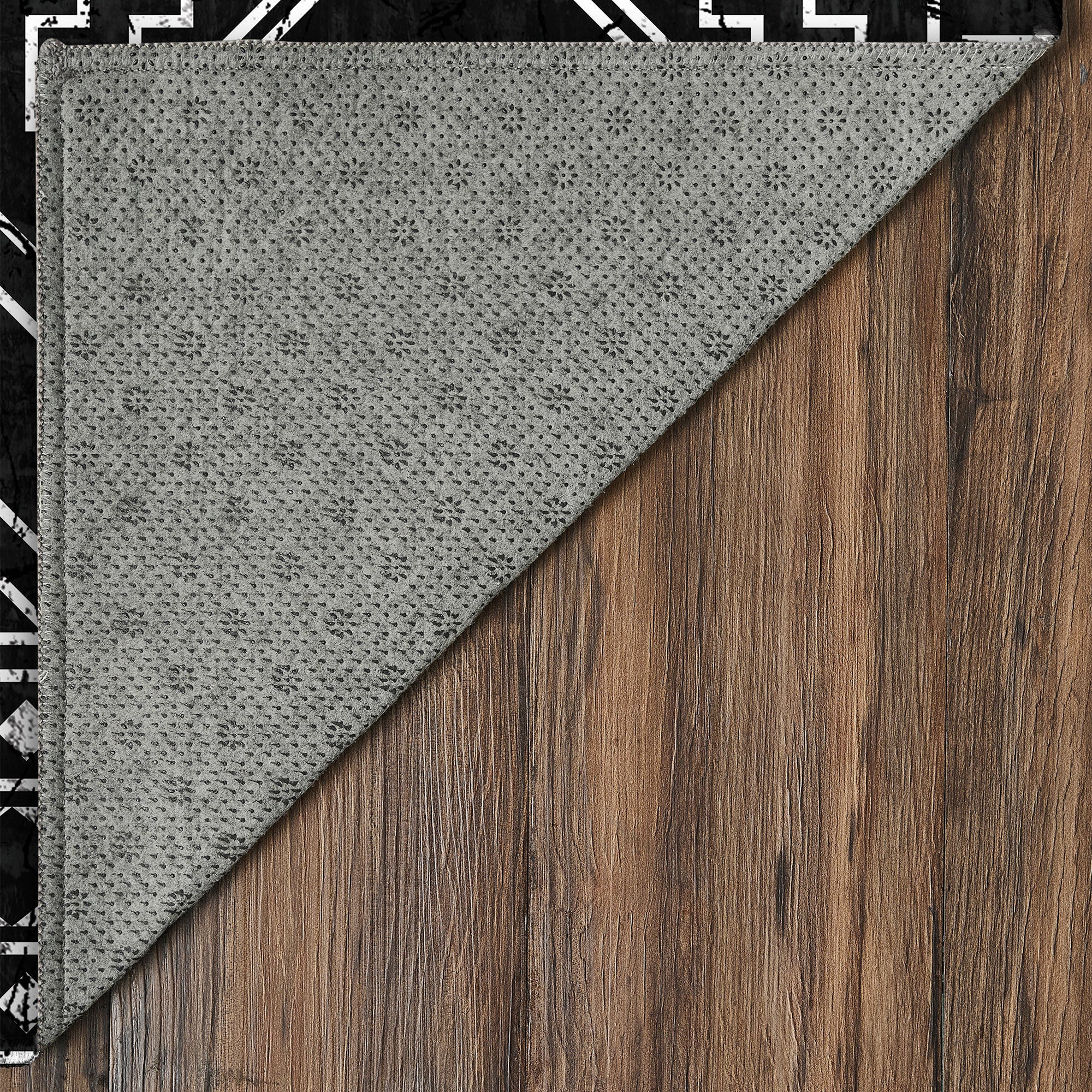 Capri Triangle Black White Machine Washable Rug