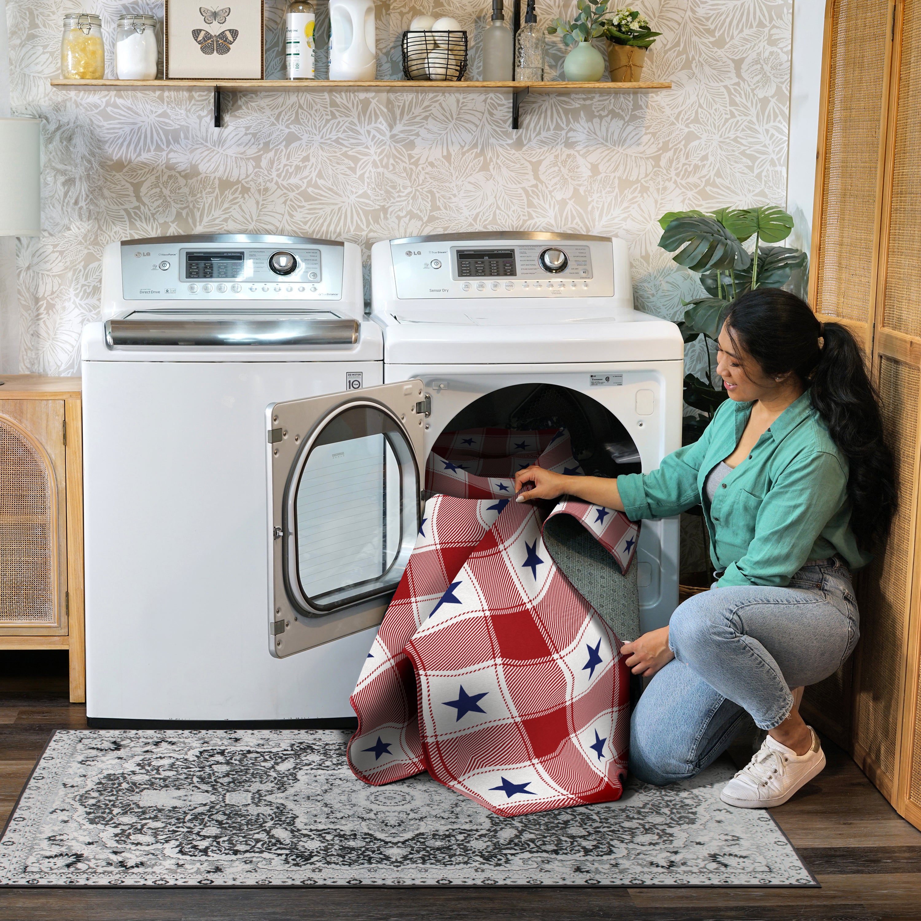 Patriotic Stripes Machine Washable Rug
