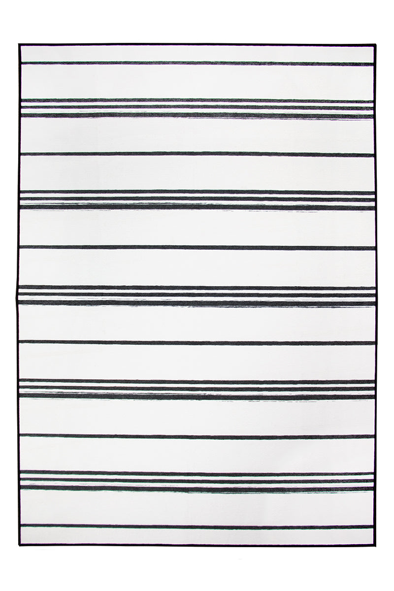 http://buymymagiccarpet.com/cdn/shop/products/stripe-black-white-5x7-aSilo-web-1200x800_1200x1200.jpg?v=1606342777