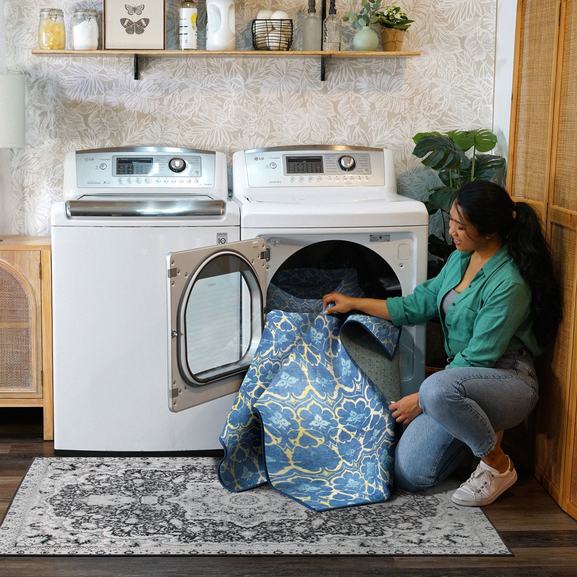 Leilani Damask Blue Bedroom Washble Rug