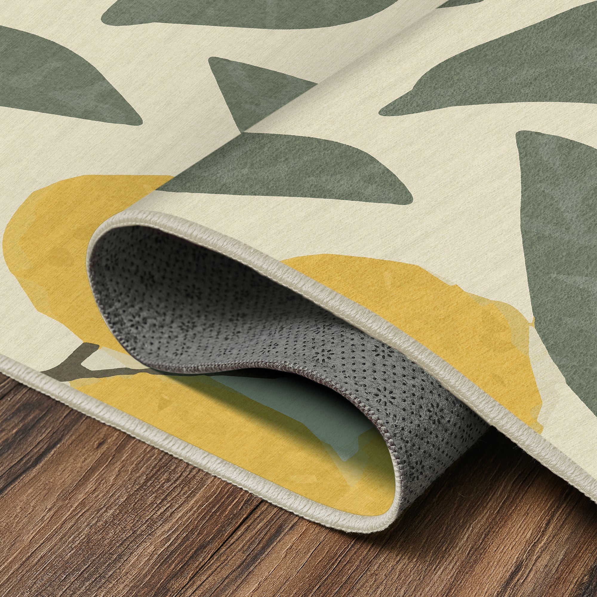 Lemon Grove Bathroom Machine Washable Rug