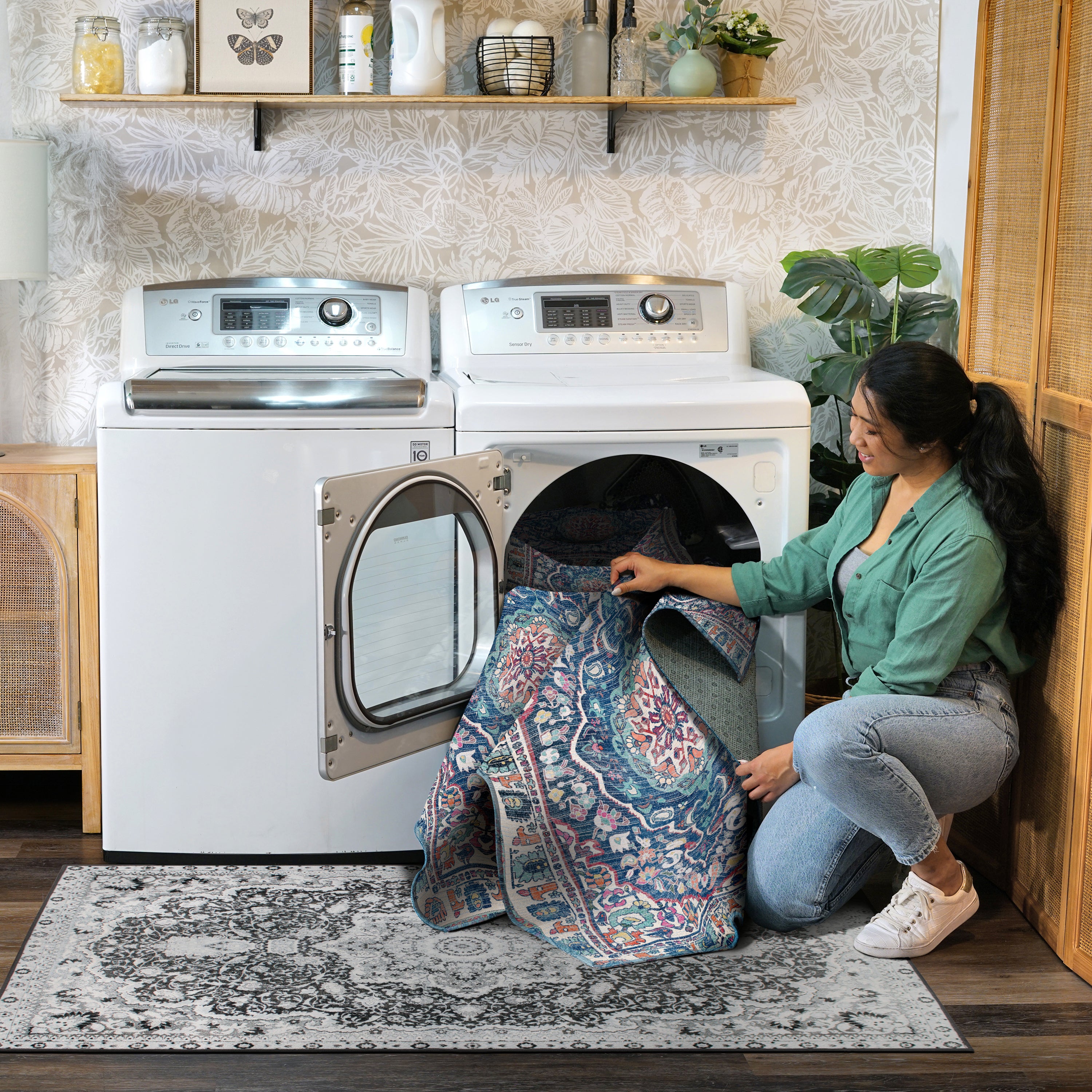 Capri Medallion Multicolor Machine Washable Rug