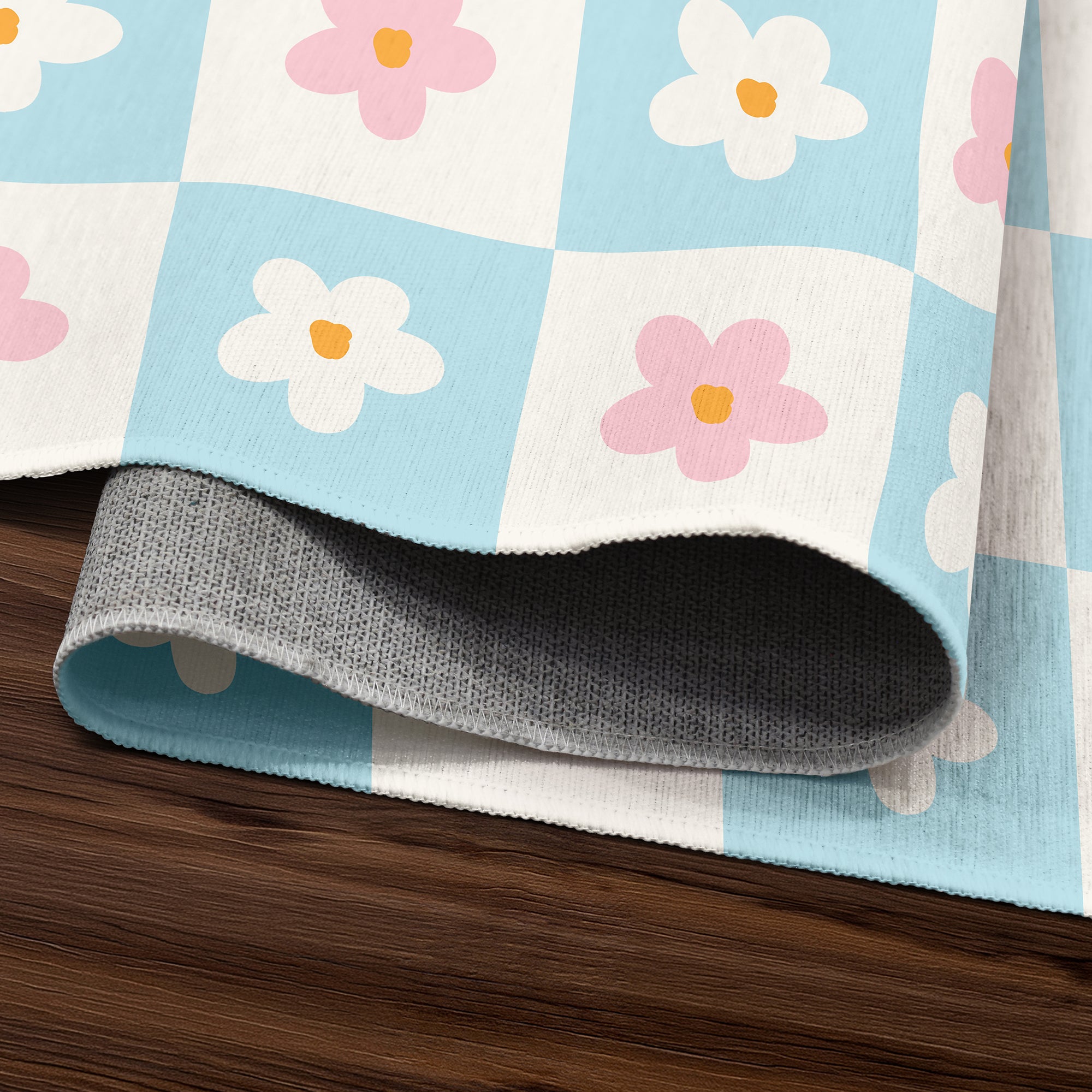 Checkered Daisies Machine Washable Rug