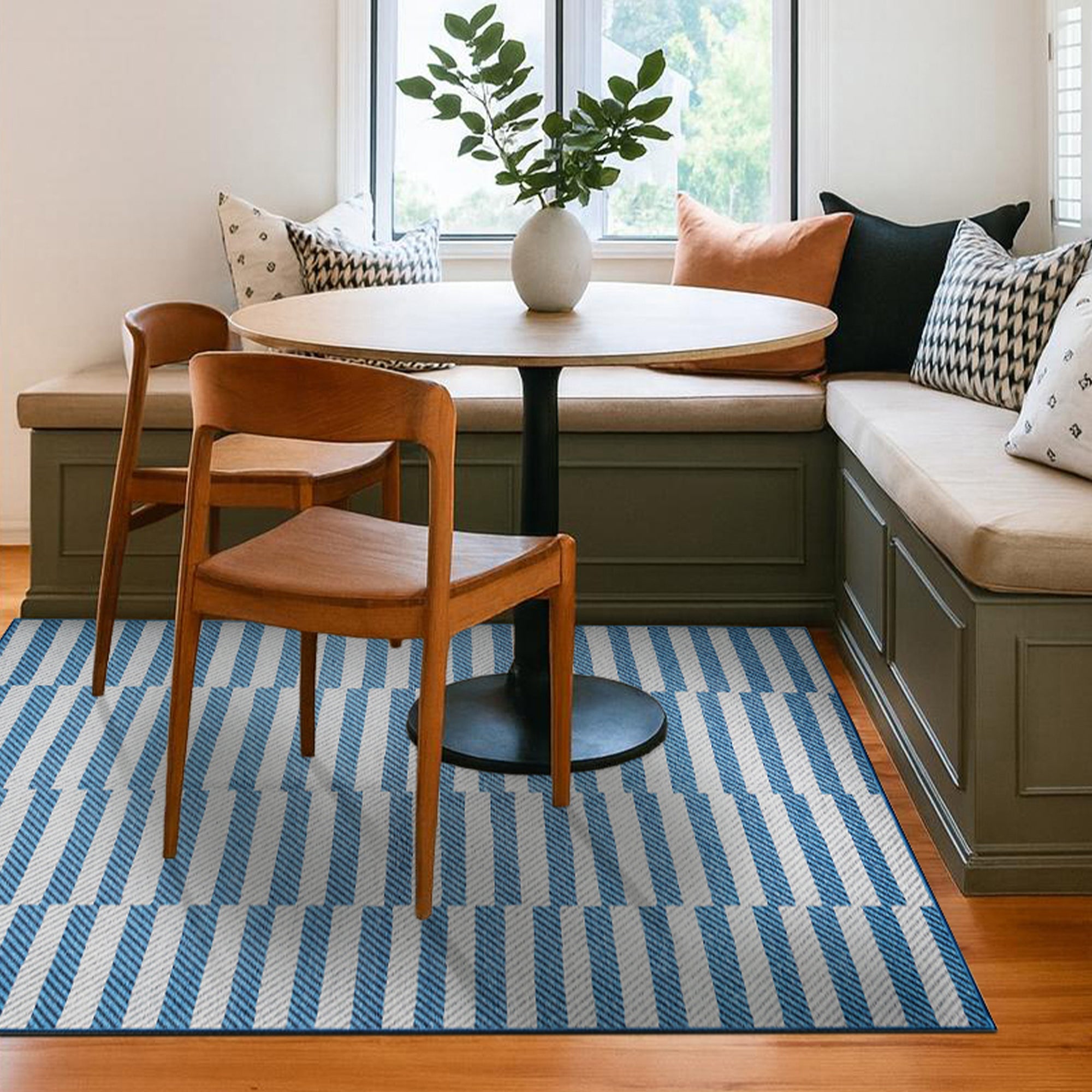 Tratti Offset Stripe Blue Dining Room Washble Rug